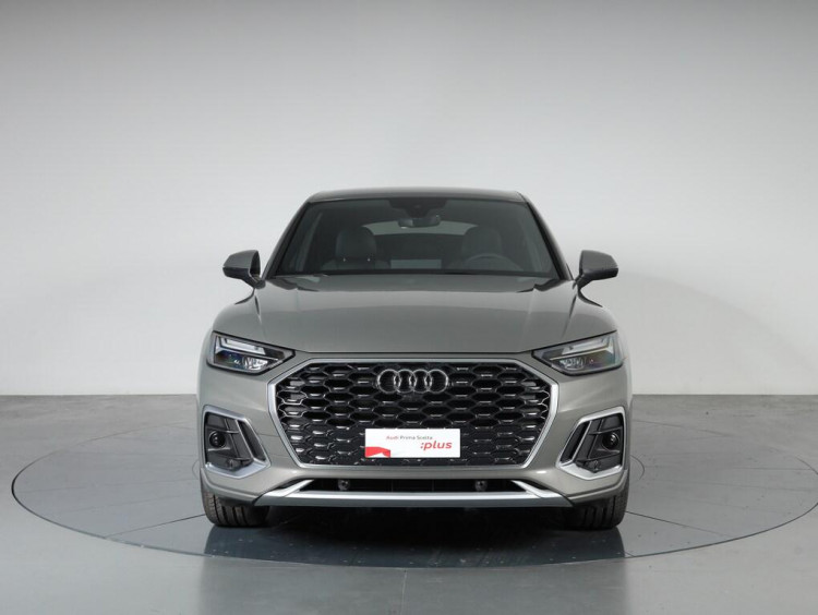 Auto Audi Q5 Sportback Sportback 35 2.0 tdi mhev 12V S line Plus s tronic Km 0 in vendita presso concessionaria Frav a 56.500&euro; - foto numero 2