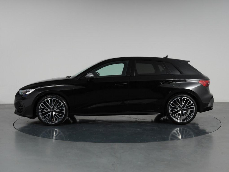 Auto Audi S3 Sportback TFSI Sportback 2.0 tfsi quattro s-tronic Km 0 in vendita presso concessionaria Frav a 54.500&euro; - foto numero 3