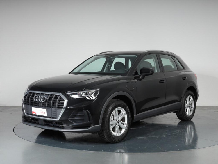 Auto Audi Q3 TFSI e 45 1.4 tfsi e Business s-tronic Km 0 in vendita presso concessionaria Frav a 45.500&euro; - foto numero 1