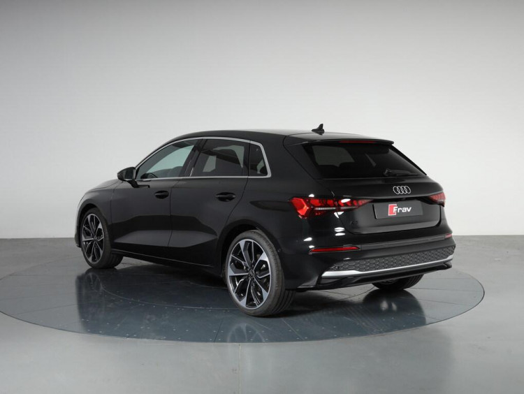 Auto Audi A3 Sportback Sportback 35 1.5 tfsi mhev Business Advanced s-tronic Km 0 in vendita presso concessionaria Frav a 45.500€ - foto numero 4