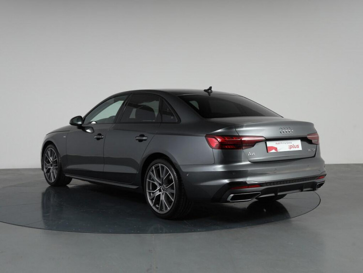 Auto Audi A4 30 2.0 tdi mhev S line edition 136cv s-tronic Usata in vendita presso concessionaria Frav a 36.900&euro; - foto numero 4