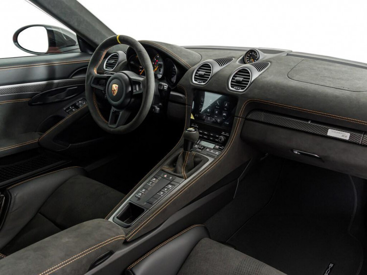 Auto Porsche 718 Spyder 718 4.0 Spyder RS pdk Nuova in vendita presso concessionaria Frav a 206.697&euro; - foto numero 4