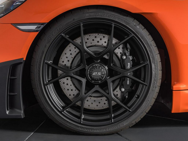 Auto Porsche 718 Spyder 718 4.0 Spyder RS pdk Nuova in vendita presso concessionaria Frav a 206.697&euro; - foto numero 5