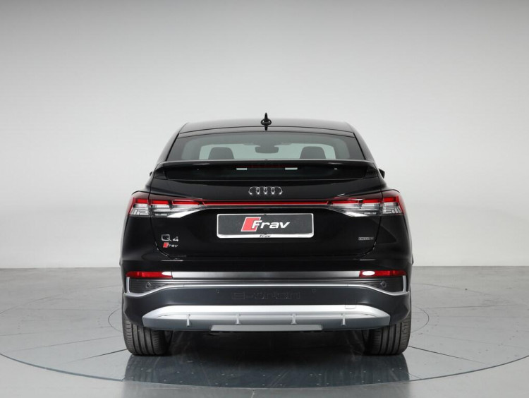 Auto Audi Q4 Sportback e-tron 45 S line edition quattro 286cv Nuova in vendita presso concessionaria Frav a 75.437€ - foto numero 5