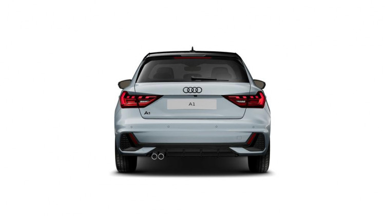 Auto Audi A1 Sportback Sportback 40 2.0 tfsi Identity Black 207cv s-tronic Nuova in vendita presso concessionaria Frav a 42.658€ - foto numero 4