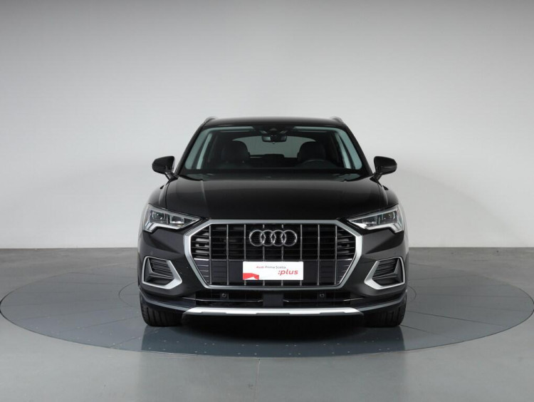 Auto Audi Q3 35 2.0 tdi Business Advanced s-tronic Usata in vendita presso concessionaria Frav a 35.900&euro; - foto numero 2