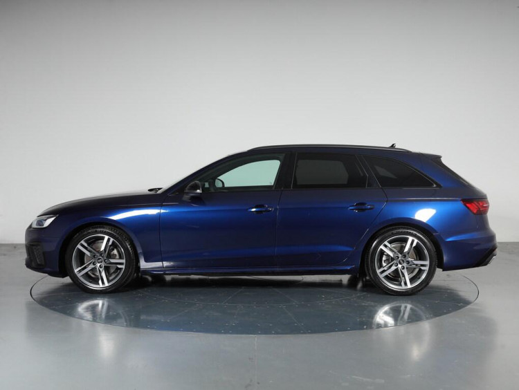 Auto Audi A4 Avant 30 2.0 tdi mhev S Line edition 136cv s-tronic Usata in vendita presso concessionaria Frav a 37.900&euro; - foto numero 3