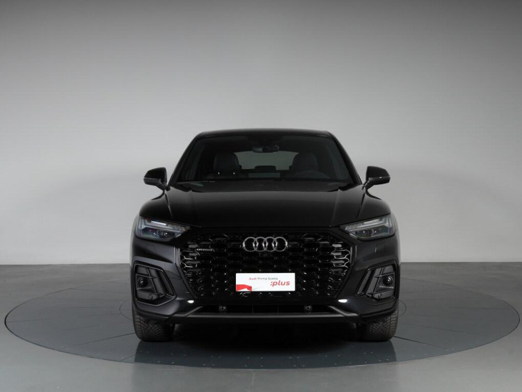 Auto Audi Q5 Sportback Sportback 40 2.0 tdi mhev 12V S line quattro s tronic Usata in vendita presso concessionaria Frav a 52.900&euro; - foto numero 2