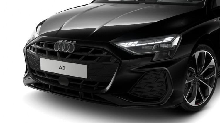 Auto Audi A3 Sportback Sportback 35 2.0 tdi S line edition s-tronic Nuova in vendita presso concessionaria Frav a 54.916€ - foto numero 2