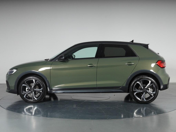 Auto Audi A1 Allstreet allstreet 30 1.0 tfsi Identity Contrast 116cv s tronic Aziendale in vendita presso concessionaria Frav a 29.500&euro; - foto numero 3