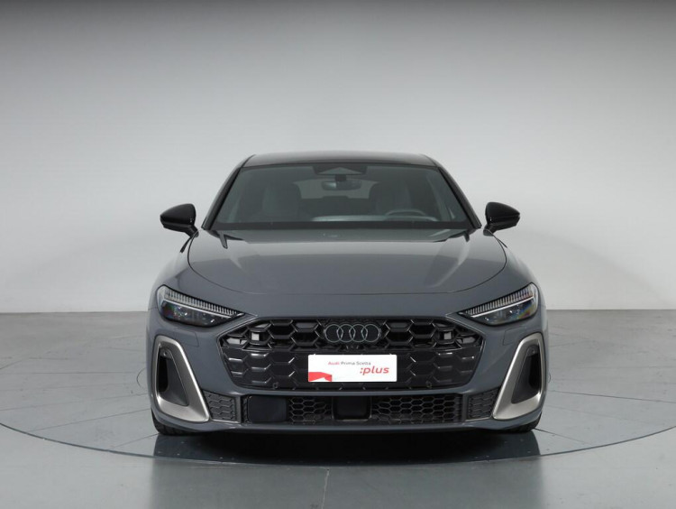 Auto Audi A5 Berlina 2.0 tdi mhev+ Launch edition one quattro 204cv s-tronic Usata in vendita presso concessionaria Frav a 59.900&euro; - foto numero 2