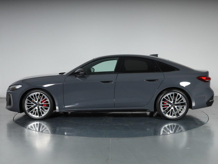 Auto Audi A5 Berlina 2.0 tdi mhev+ Launch edition one quattro 204cv s-tronic Usata in vendita presso concessionaria Frav a 59.900&euro; - foto numero 3