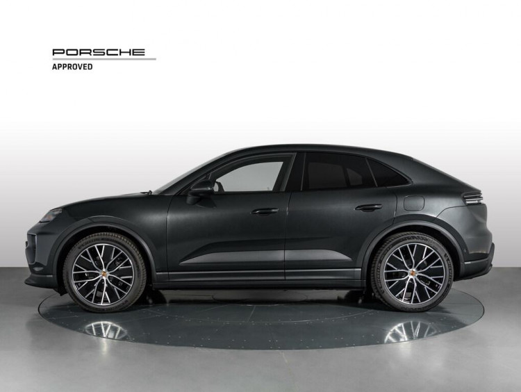 Auto Porsche Macan Macan Aziendale in vendita presso concessionaria Frav a 88.000&euro; - foto numero 2