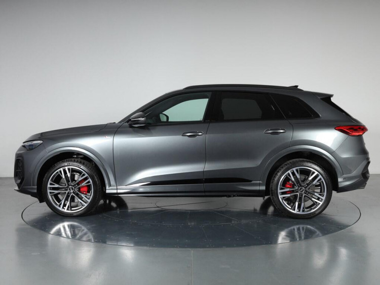 Auto Audi Q5 2.0 tdi mhev+ S line edition quattro 204cv s-tronic Km 0 in vendita presso concessionaria Frav a 79.900€ - foto numero 3