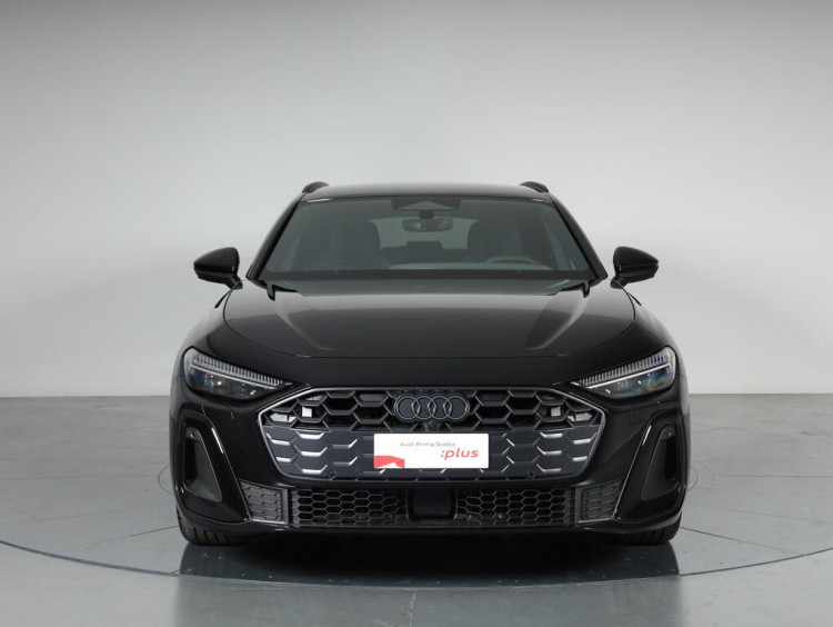 Auto Audi A5 Avant Avant 2.0 tdi mhev+ S line edition quattro 204cv s-tronic Km 0 in vendita presso concessionaria Frav a 68.900&euro; - foto numero 2