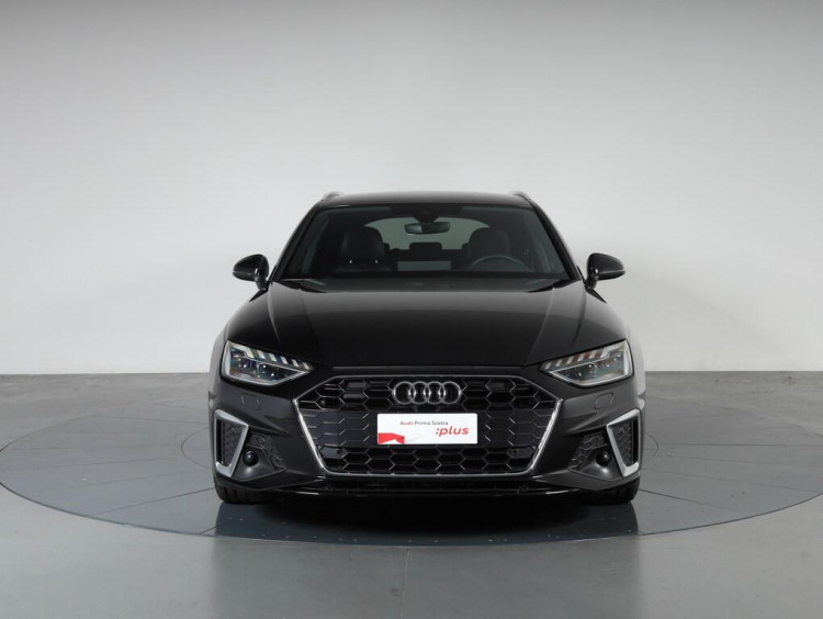 Auto Audi A4 Avant 40 2.0 tdi mhev S line edition quattro 204cv s-tronic Usata in vendita presso concessionaria Frav a 38.900€ - foto numero 2