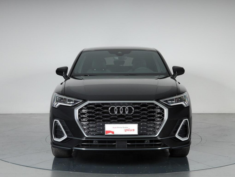 Auto Audi Q3 Sportback Sportback 35 2.0 tdi S Line Edition s-tronic Usata in vendita presso concessionaria Frav a 43.900€ - foto numero 2