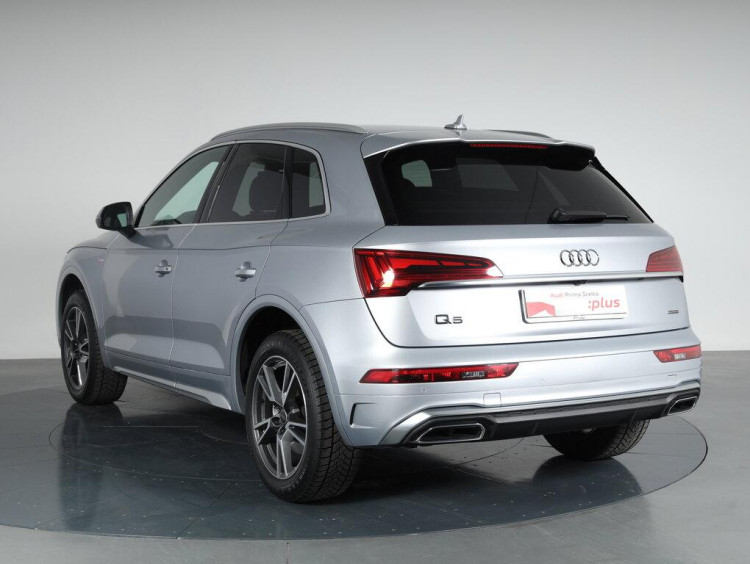 Auto Audi Q5 40 2.0 tdi mhev S line quattro s tronic Usata in vendita presso concessionaria Frav a 52.900€ - foto numero 4