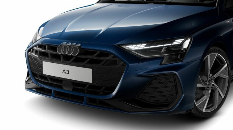 Auto Audi A3 Sportback Sportback 35 2.0 tdi S line edition s-tronic Nuova in vendita presso concessionaria Frav a 48.442€ - foto numero 2