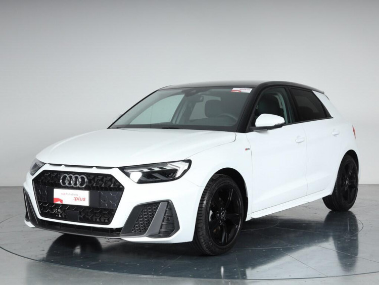 Auto Audi A1 Sportback Sportback 35 1.5 tfsi S line Edition s-tronic Usata in vendita presso concessionaria Frav a 29.900€ - foto numero 1