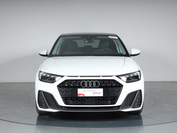 Auto Audi A1 Sportback Sportback 35 1.5 tfsi S line Edition s-tronic Usata in vendita presso concessionaria Frav a 29.900€ - foto numero 2