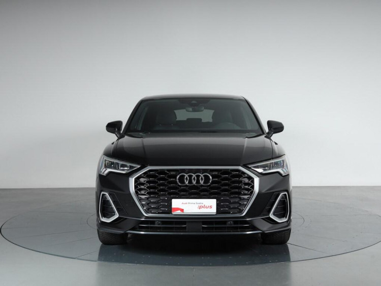 Auto Audi Q3 Sportback Sportback 35 1.5 tfsi mhev S Line Edition 150cv s-tronic Usata in vendita presso concessionaria Frav a 34.900€ - foto numero 2