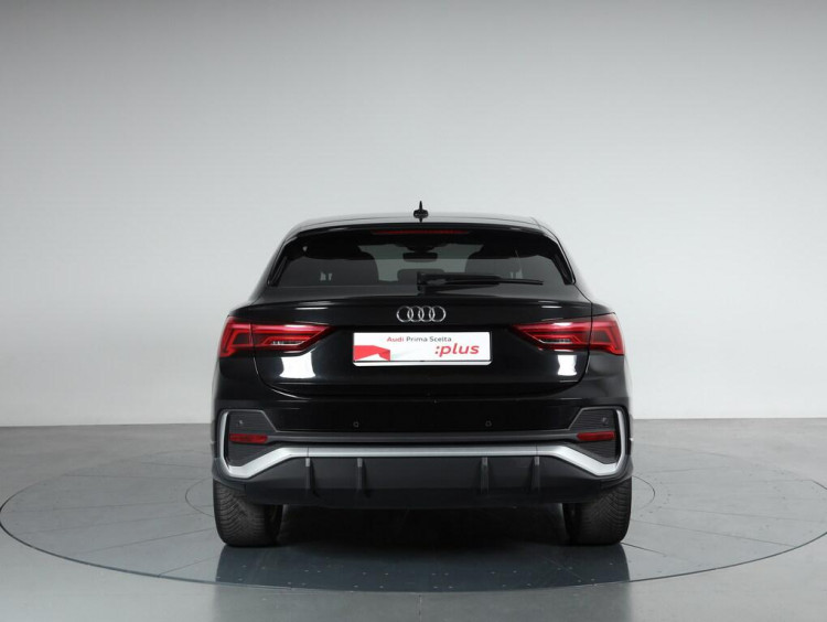 Auto Audi Q3 Sportback Sportback 35 1.5 tfsi mhev S Line Edition 150cv s-tronic Usata in vendita presso concessionaria Frav a 34.900€ - foto numero 5