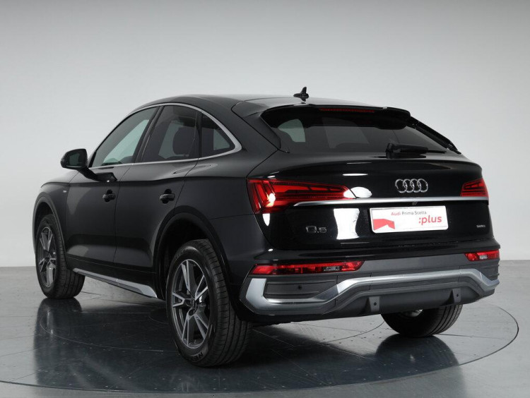 Auto Audi Q5 Sportback Sportback 40 2.0 tdi mhev 12V S line quattro s tronic Usata in vendita presso concessionaria Frav a 56.900€ - foto numero 4