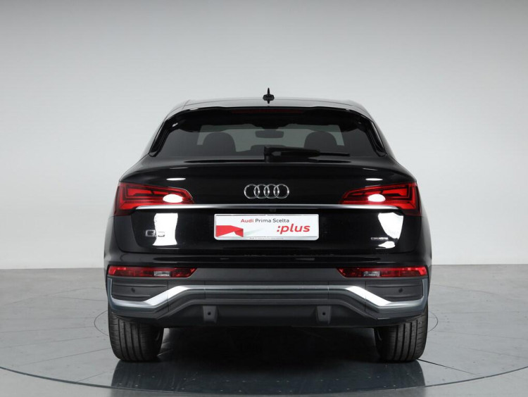 Auto Audi Q5 Sportback Sportback 40 2.0 tdi mhev 12V S line quattro s tronic Usata in vendita presso concessionaria Frav a 56.900€ - foto numero 5