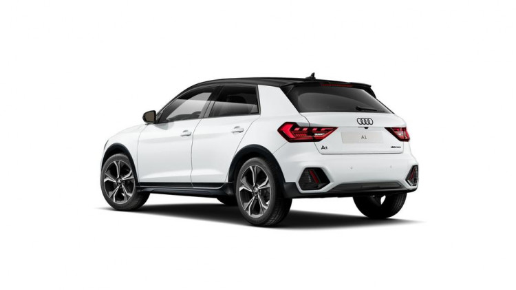 Auto Audi A1 Allstreet Allstreet 35 1.5 tfsi Identity Contrast 150cv s tronic Nuova in vendita presso concessionaria Frav a 42.593&euro; - foto numero 5