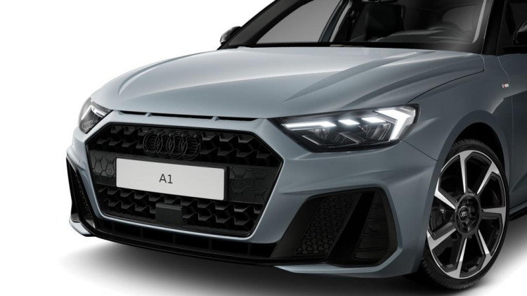 Auto Audi A1 Sportback Sportback 30 1.0 tfsi Identity Black 116cv s-tronic Nuova in vendita presso concessionaria Frav a 38.222&euro; - foto numero 2
