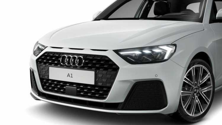 Auto Audi A1 Sportback Sportback 30 1.0 tfsi Business 116cv s-tronic Nuova in vendita presso concessionaria Frav a 33.842€ - foto numero 2