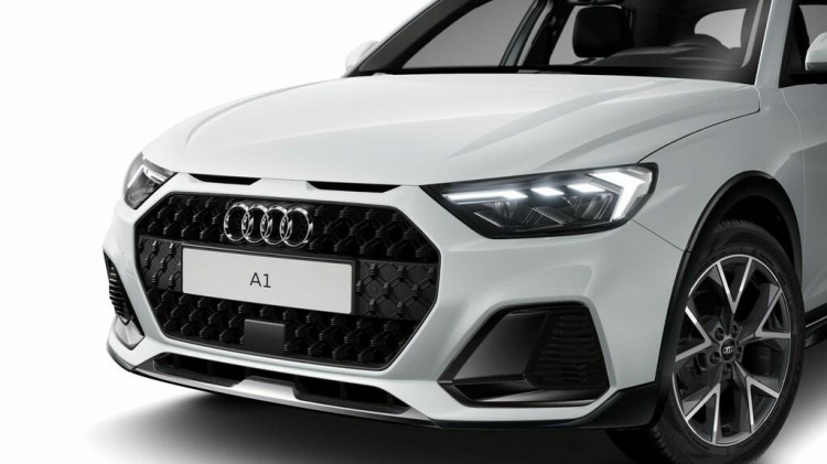 Auto Audi A1 Allstreet allstreet 30 1.0 tfsi Business 116cv s tronic Nuova in vendita presso concessionaria Frav a 36.217&euro; - foto numero 2