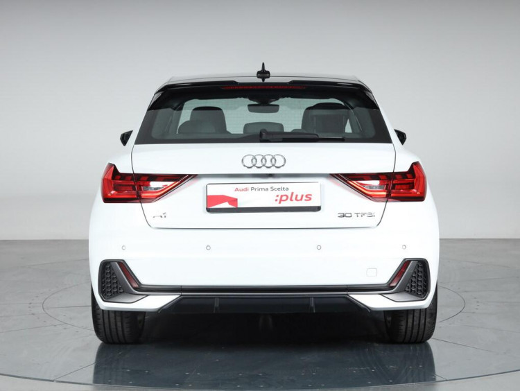 Auto Audi A1 Sportback Sportback 30 1.0 tfsi S Line Edition 116cv s-tronic Usata in vendita presso concessionaria Frav a 27.900€ - foto numero 5