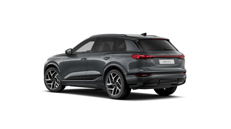 Auto Audi Q6 e-tron S line edition quattro Nuova in vendita presso concessionaria Frav a 98.834&euro; - foto numero 5