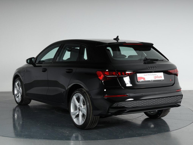 Auto Audi A3 Sportback TFSI e Sportback 40 1.5 tfsi e Business Advanced s-tronic Km 0 in vendita presso concessionaria Frav a 48.500&euro; - foto numero 4