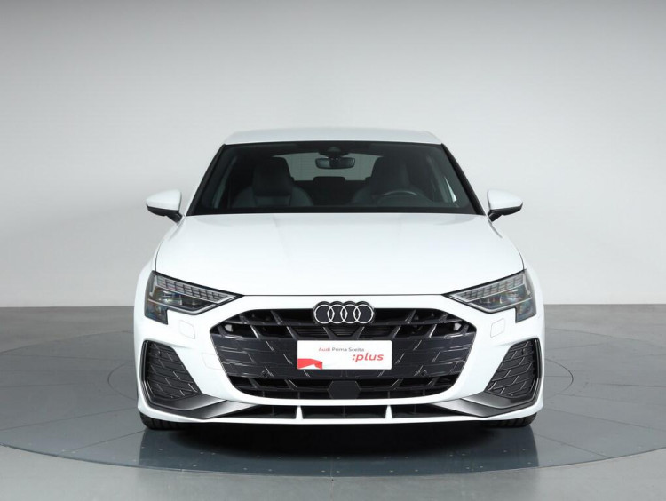 Auto Audi A3 Sportback Sportback 35 2.0 tdi S line edition s-tronic Usata in vendita presso concessionaria Frav a 36.500&euro; - foto numero 2