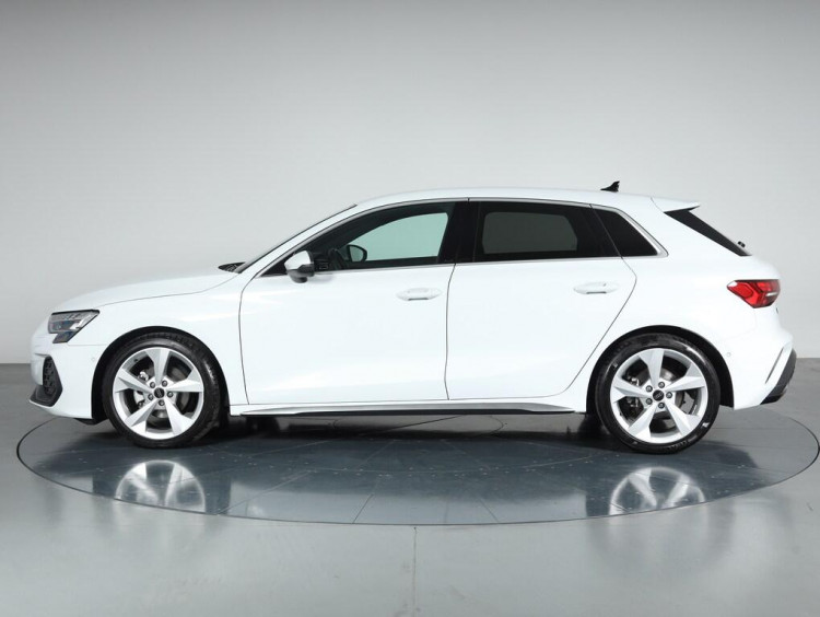 Auto Audi A3 Sportback Sportback 35 2.0 tdi S line edition s-tronic Usata in vendita presso concessionaria Frav a 36.500&euro; - foto numero 3