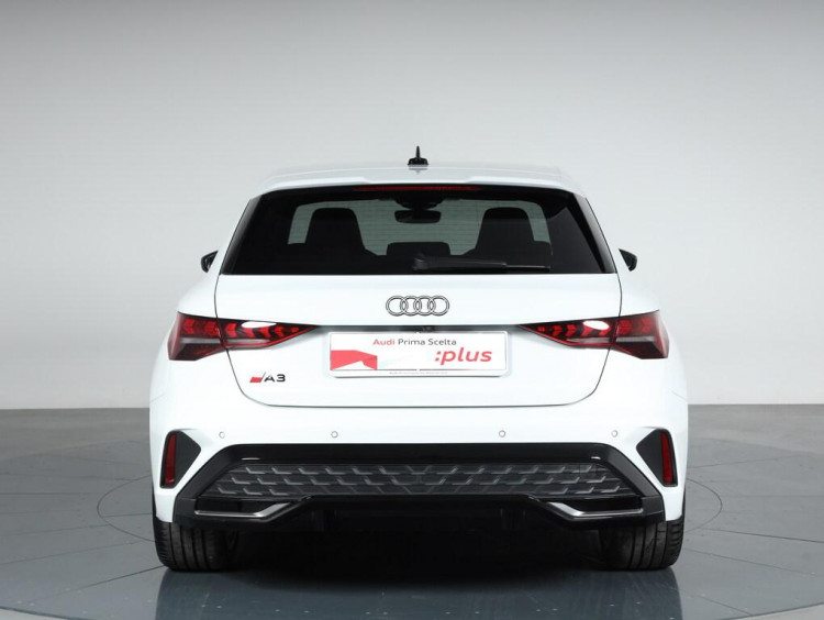 Auto Audi A3 Sportback Sportback 35 2.0 tdi S line edition s-tronic Usata in vendita presso concessionaria Frav a 36.500&euro; - foto numero 5