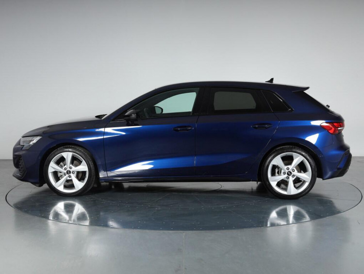 Auto Audi A3 Sportback Sportback 35 2.0 tdi S line edition s-tronic Usata in vendita presso concessionaria Frav a 36.500&euro; - foto numero 3