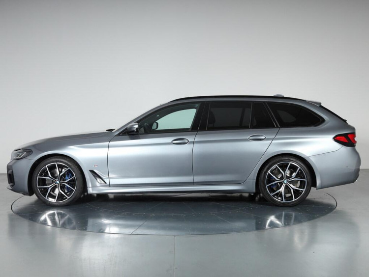 Auto BMW Serie 5 Touring 520d Touring mhev 48V xdrive Msport auto Usata in vendita presso concessionaria Frav a 36.500&euro; - foto numero 3