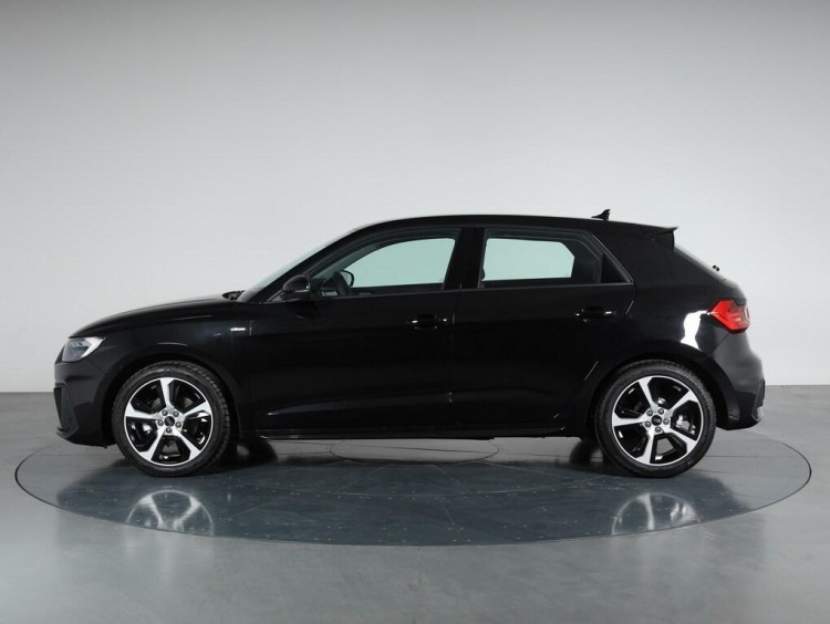 Auto Audi A1 Sportback Sportback 30 1.0 tfsi S Line Edition 116cv s-tronic Km 0 in vendita presso concessionaria Frav a 30.900&euro; - foto numero 3