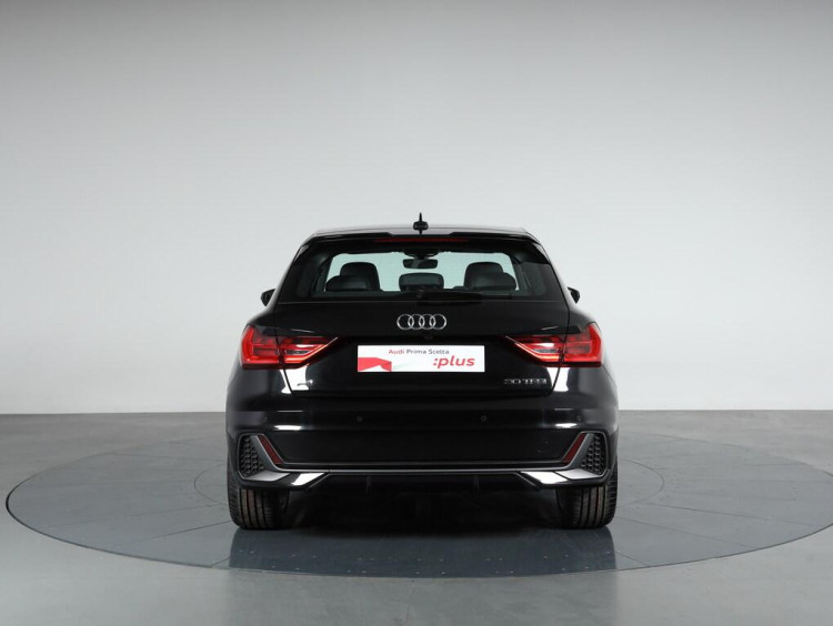 Auto Audi A1 Sportback Sportback 30 1.0 tfsi S Line Edition 116cv s-tronic Km 0 in vendita presso concessionaria Frav a 30.900&euro; - foto numero 5