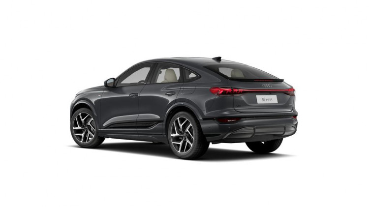 Auto Audi Q6 Sportback e-tron Q6 Sportback S line edition quattro 387cv Nuova in vendita presso concessionaria Frav a 102.184&euro; - foto numero 5
