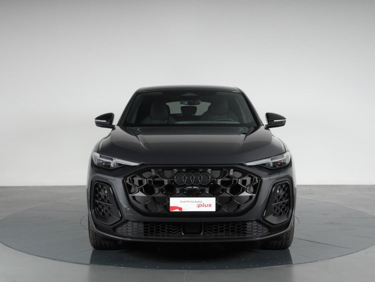 Auto Audi Q5 Sportback Sportback 2.0 tdi mhev+ S line edition quattro 204cv s-tronic Km 0 in vendita presso concessionaria Frav a 78.900&euro; - foto numero 2