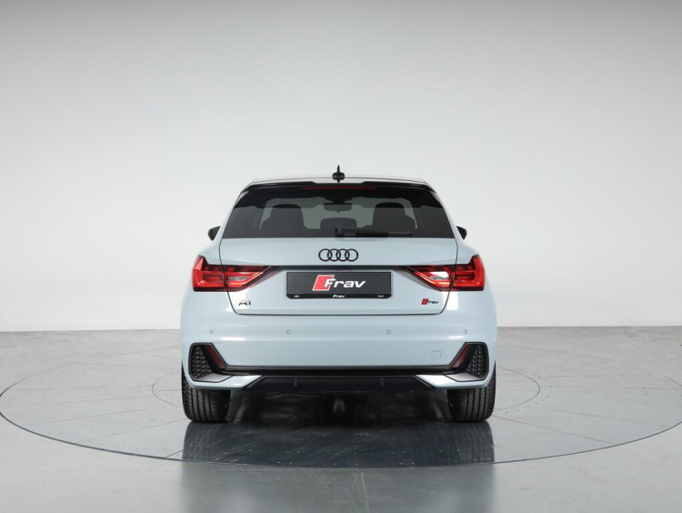 Auto Audi A1 Sportback Sportback 30 1.0 tfsi Identity Black 116cv s-tronic Aziendale in vendita presso concessionaria Frav a 28.900&euro; - foto numero 5