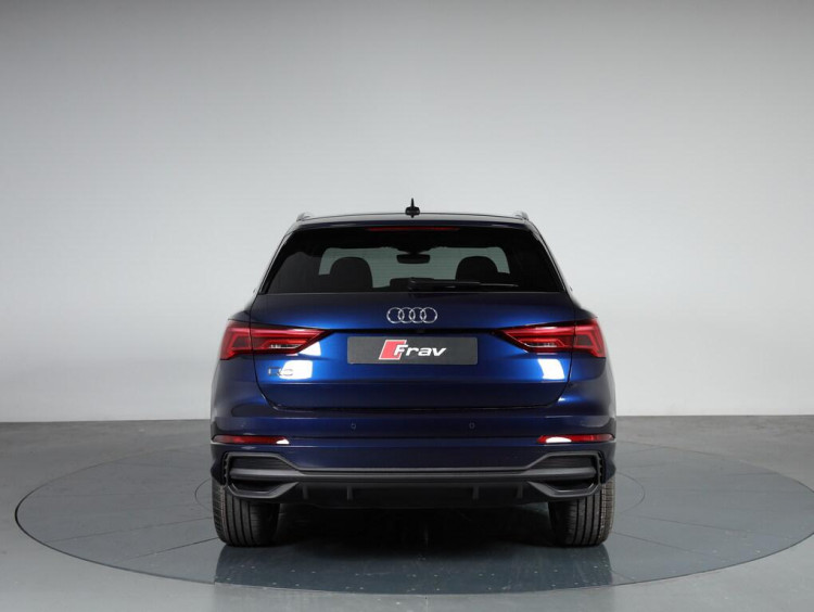 Auto Audi Q3 35 1.5 tfsi S line edition  s-tronic Aziendale in vendita presso concessionaria Frav a 45.500&euro; - foto numero 5