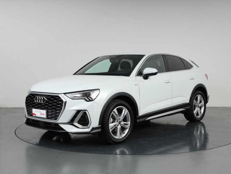 Auto Audi Q3 Sportback Sportback 35 2.0 tdi S Line Edition s-tronic Usata in vendita presso concessionaria Frav a 40.900&euro; - foto numero 1