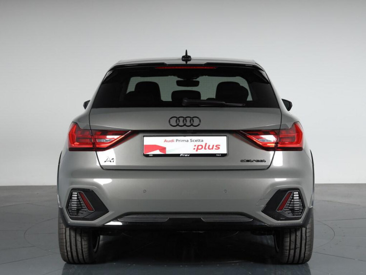 Auto Audi A1 Allstreet allstreet 30 1.0 tfsi Identity Contrast 116cv s tronic Km 0 in vendita presso concessionaria Frav a 33.300&euro; - foto numero 5