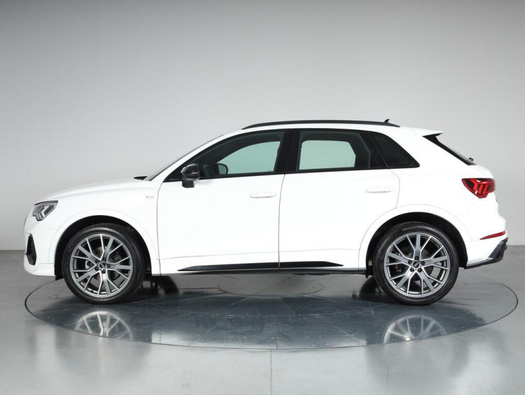 Auto Audi Q3 35 2.0 tdi S Line Edition s-tronic Usata in vendita presso concessionaria Frav a 33.900&euro; - foto numero 3